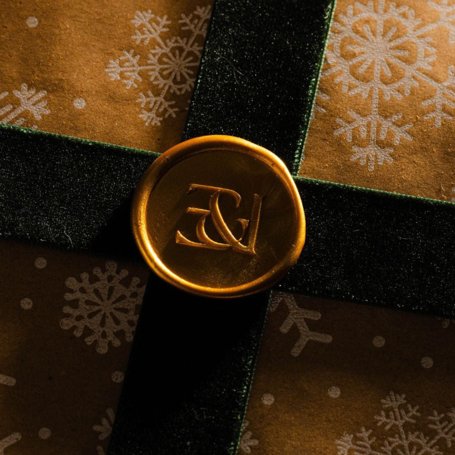 Christmas Shopping Made Easy: The Gift Card That Always Fits