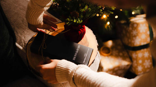 Santa Got Style | Ebony & Ivory Christmas Candle Collection