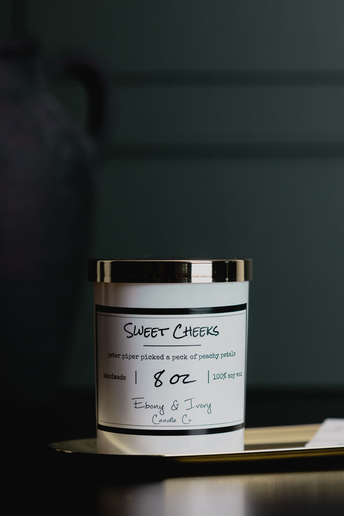 Sweet Cheeks June exclusive candle Canada candied petals peach scent